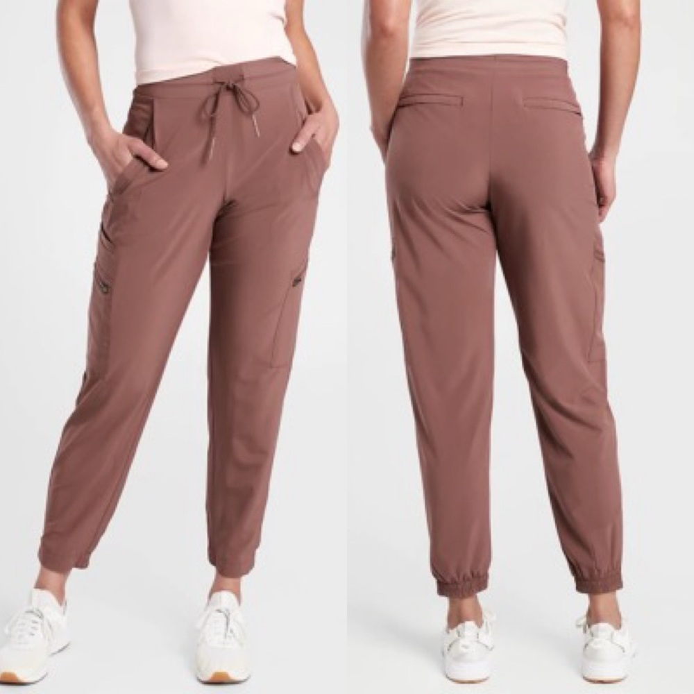 Athleta Venture Pant Size 6 in Hearth Rose